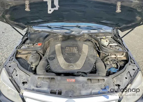 2009 Mercedes-Benz C 300 из США, поврежденный, VIN WDDGF54XX9R072226